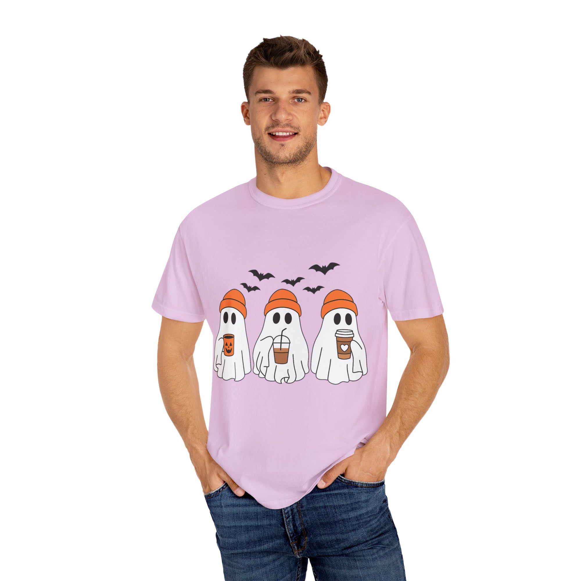 Ghostly Vibes Tee – Cute Unisex Halloween Graphic T-Shirt